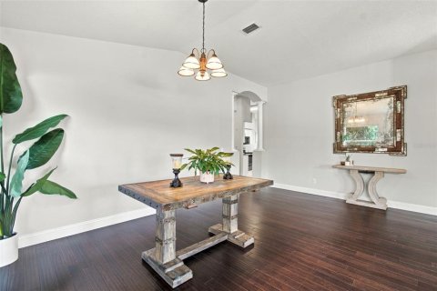 House in Lutz, Florida 4 bedrooms, 216.28 sq.m. № 2428888 - photo 26