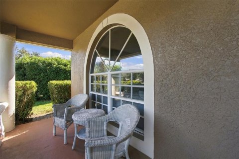 House in Lutz, Florida 4 bedrooms, 216.28 sq.m. № 2428888 - photo 16