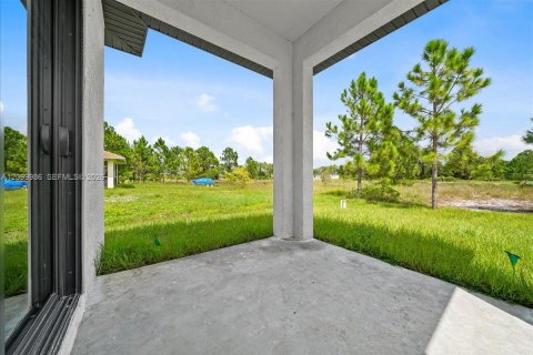 Villa ou maison à vendre à Lehigh Acres, Floride: 3 chambres, 118.73 m2 № 2397949 - photo 25