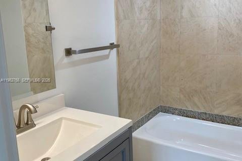 Condominio en alquiler en Miami, Florida, 2 dormitorios, 99.13 m2 № 2049258 - foto 8