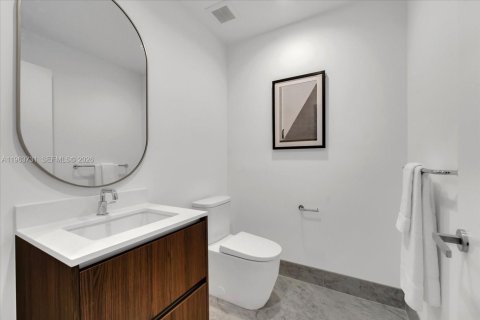 Condominio en venta en Bay Harbor Islands, Florida, 4 dormitorios, 232.44 m2 № 2244205 - foto 30