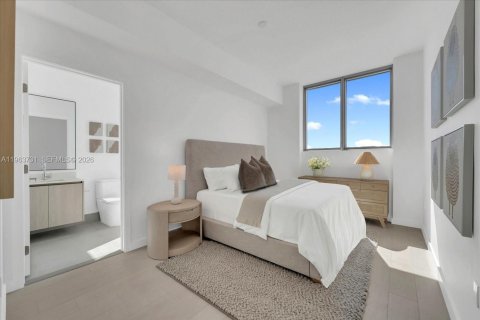 Condominio en venta en Bay Harbor Islands, Florida, 4 dormitorios, 232.44 m2 № 2244205 - foto 24