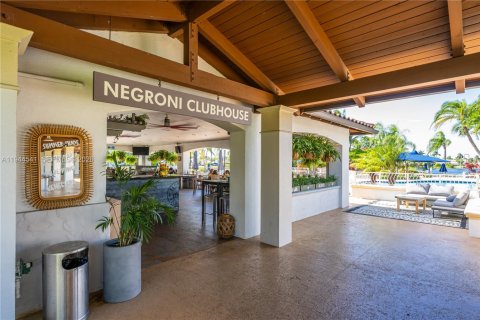 Copropriété à louer à Doral, Floride: 3 chambres, 157.93 m2 № 2001185 - photo 12