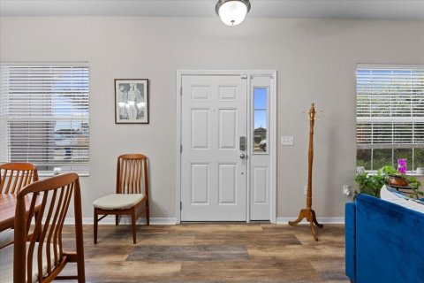 Casa en venta en Winter Haven, Florida, 4 dormitorios, 194.44 m2 № 1681783 - foto 11