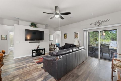 Casa en venta en Winter Haven, Florida, 4 dormitorios, 194.44 m2 № 1681783 - foto 18