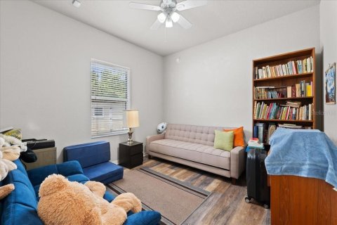 Casa en venta en Winter Haven, Florida, 4 dormitorios, 194.44 m2 № 1681783 - foto 28