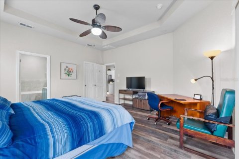 Casa en venta en Winter Haven, Florida, 4 dormitorios, 194.44 m2 № 1681783 - foto 20