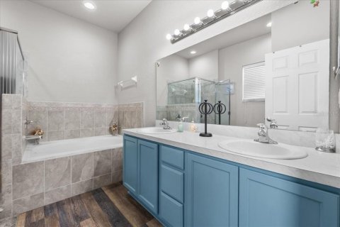 Casa en venta en Winter Haven, Florida, 4 dormitorios, 194.44 m2 № 1681783 - foto 21