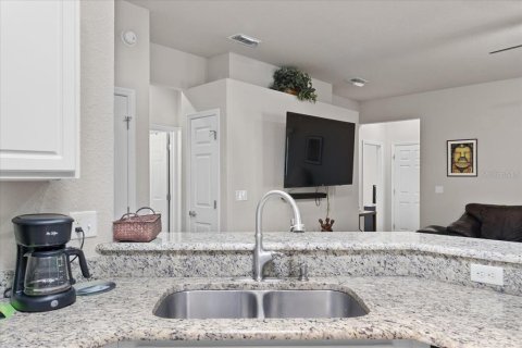 Casa en venta en Winter Haven, Florida, 4 dormitorios, 194.44 m2 № 1681783 - foto 15