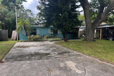 Villa ou maison à vendre à Safety Harbor, Floride: 4 chambres, 294.59 m2 № 1359235 - photo 1