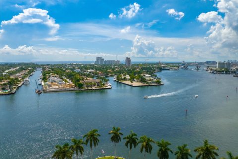 Land in Fort Lauderdale, Florida № 968319 - photo 1