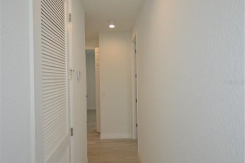 Casa en venta en Port Charlotte, Florida, 4 dormitorios, 147.53 m2 № 1907192 - foto 21