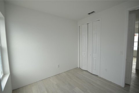 Casa en venta en Port Charlotte, Florida, 4 dormitorios, 147.53 m2 № 1907192 - foto 14