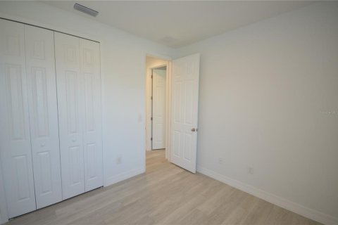 Casa en venta en Port Charlotte, Florida, 4 dormitorios, 147.53 m2 № 1907192 - foto 28