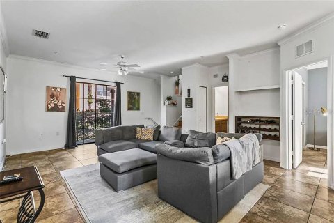 Touwnhouse à vendre à Orlando, Floride: 3 chambres, 155.89 m2 № 1913201 - photo 4