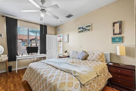 Touwnhouse à vendre à Orlando, Floride: 3 chambres, 155.89 m2 № 1913201 - photo 10