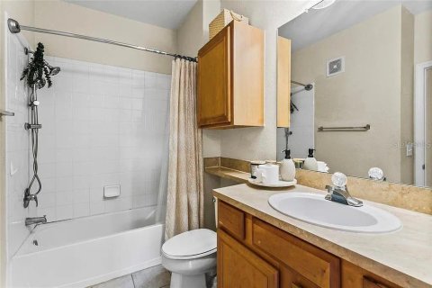 Touwnhouse à vendre à Orlando, Floride: 3 chambres, 155.89 m2 № 1913201 - photo 7