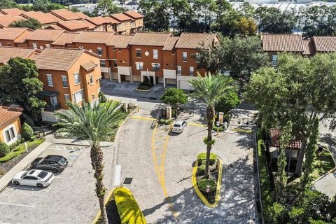 Touwnhouse à vendre à Orlando, Floride: 3 chambres, 155.89 m2 № 1913201 - photo 18