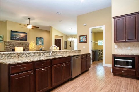 Villa ou maison à vendre à Wimauma, Floride: 4 chambres, 239.41 m2 № 2351844 - photo 8
