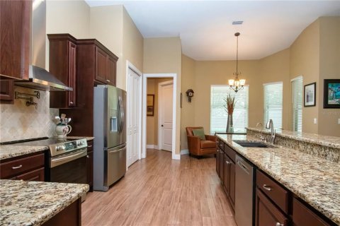 Villa ou maison à vendre à Wimauma, Floride: 4 chambres, 239.41 m2 № 2351844 - photo 6