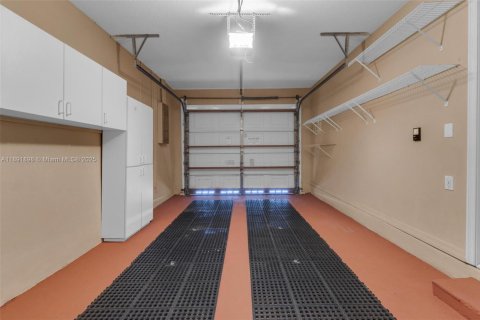 Снять в аренду виллу или дом в Дорал, Флорида 3 спальни, 176.98м2, № 1943919 - фото 30