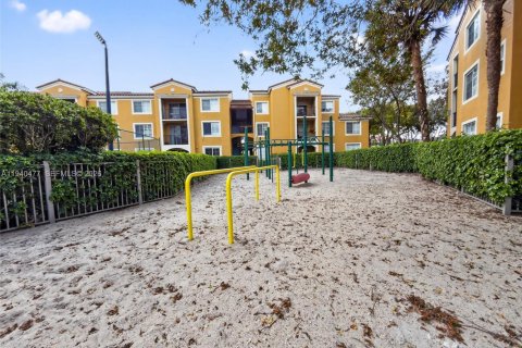 Купить кондоминиум в Мирамар, Флорида 1 спальня, 67.82м2, № 1998494 - фото 27