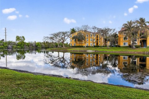 Купить кондоминиум в Мирамар, Флорида 1 спальня, 67.82м2, № 1998494 - фото 13