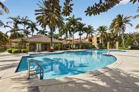 Купить кондоминиум в Мирамар, Флорида 1 спальня, 67.82м2, № 1998494 - фото 14