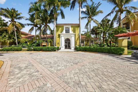 Купить кондоминиум в Мирамар, Флорида 1 спальня, 67.82м2, № 1998494 - фото 28