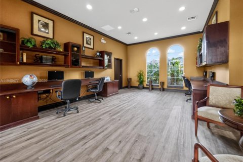 Купить кондоминиум в Мирамар, Флорида 1 спальня, 67.82м2, № 1998494 - фото 25