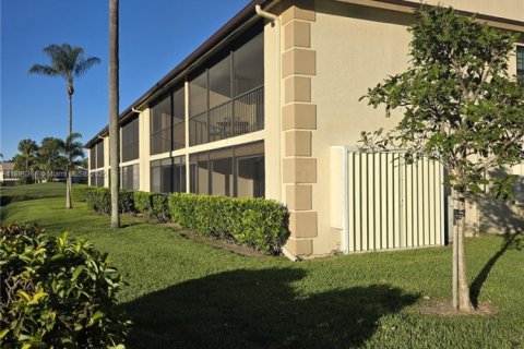 Condo in Jupiter, Florida, 2 bedrooms  № 1948036 - photo 10