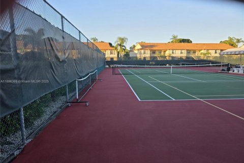 Condo in Jupiter, Florida, 2 bedrooms  № 1948036 - photo 16