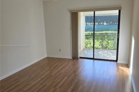 Condo in Jupiter, Florida, 2 bedrooms  № 1948036 - photo 5