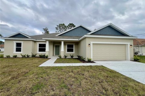 House in Palm Coast, Florida 4 bedrooms, 217.21 sq.m. № 2114698 - photo 2