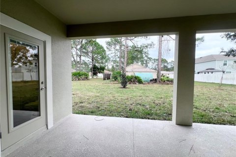 House in Palm Coast, Florida 4 bedrooms, 217.21 sq.m. № 2114698 - photo 27
