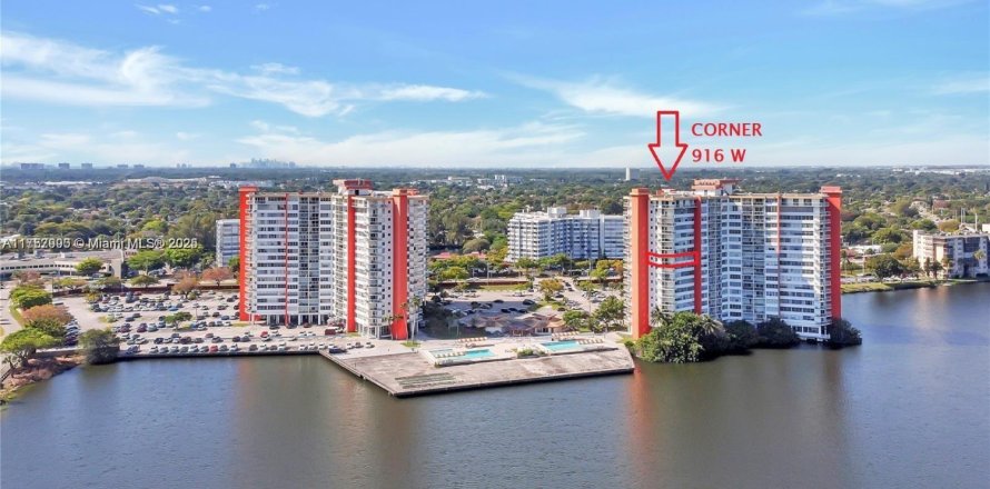 Condominio en Miami, Florida, 2 dormitorios № 1735706