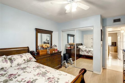 Condominio en venta en Saint Petersburg, Florida, 2 dormitorios, 105.35 m2 № 1718233 - foto 19