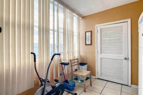Condominio en venta en Saint Petersburg, Florida, 2 dormitorios, 105.35 m2 № 1718233 - foto 17