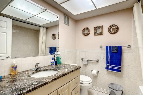 Condominio en venta en Saint Petersburg, Florida, 2 dormitorios, 105.35 m2 № 1718233 - foto 26