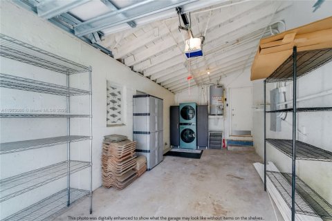 Casa en venta en Miami Shores, Florida, 3 dormitorios, 125.14 m2 № 1955670 - foto 17