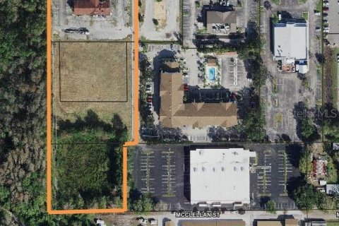 Land in Kissimmee, Florida № 1569000 - photo 1