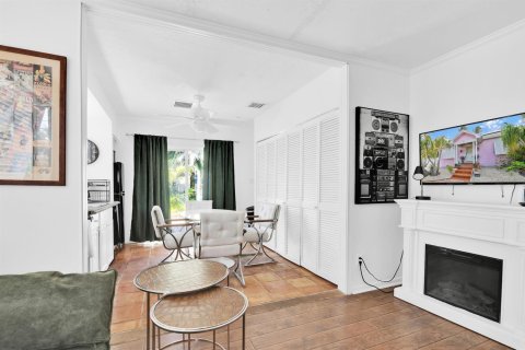 Villa ou maison à louer à Delray Beach, Floride: 3 chambres, 186.92 m2 № 2190968 - photo 19