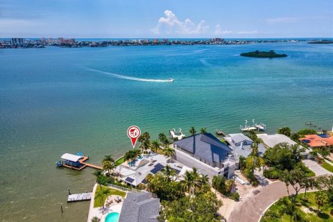 Villa ou maison à Clearwater, Floride 3 chambres, 296.08 m2 № 2323059
