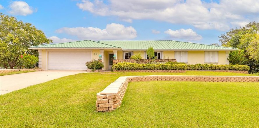 House in Edgewater, Florida 3 bedrooms, 208.47 sq.m. № 1810964