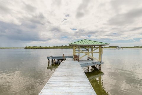 House in Edgewater, Florida 3 bedrooms, 208.47 sq.m. № 1810964 - photo 8