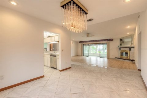 House in Edgewater, Florida 3 bedrooms, 208.47 sq.m. № 1810964 - photo 24