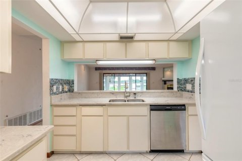 House in Edgewater, Florida 3 bedrooms, 208.47 sq.m. № 1810964 - photo 26