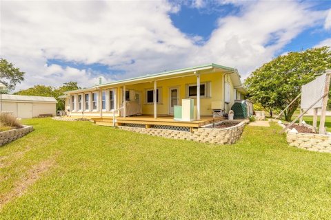 House in Edgewater, Florida 3 bedrooms, 208.47 sq.m. № 1810964 - photo 4