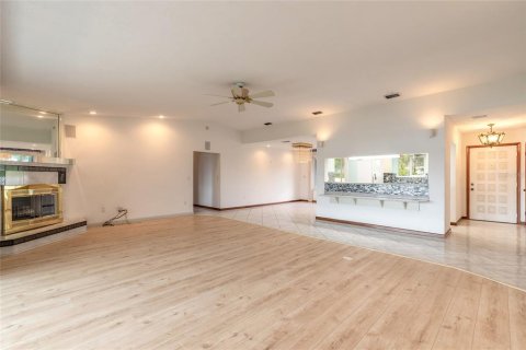House in Edgewater, Florida 3 bedrooms, 208.47 sq.m. № 1810964 - photo 19