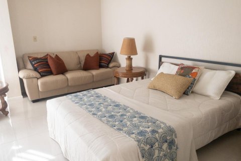 Condo in Pompano Beach, Florida, 2 bedrooms  № 2083949 - photo 20